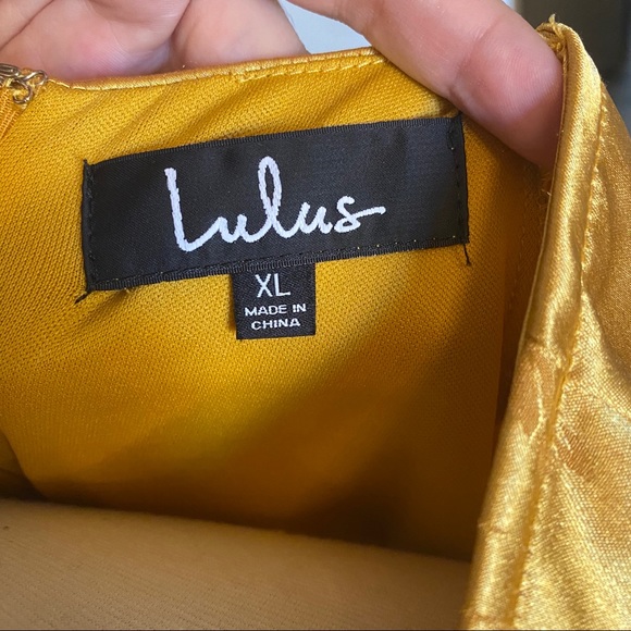 LuLu’s Golden Jacquard Silky Shift Dress - Picture 10 of 11